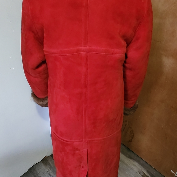Red Shearling Wool Women's Coat sz: S (bust 37), length 53", Shoulder Length 23" - Picture 6 of 12